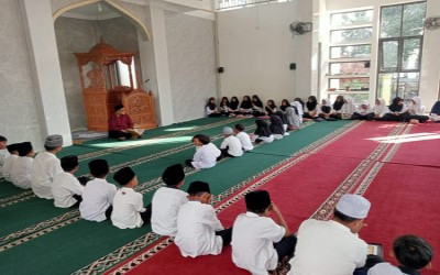 Kegiatan Pembiasaan Religi Madrasah